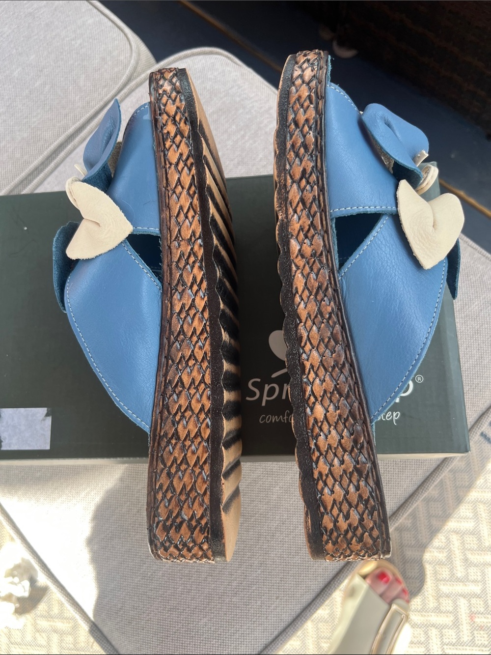 Spring Step Blue Leather Slip-On Sandals with Cream Bow - Picture 4 of 5